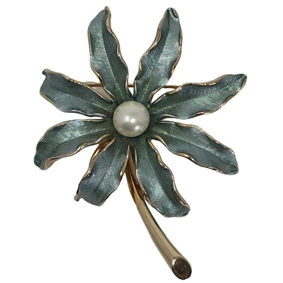 Vintage Kramer Blue-Green Enamel Flower Gold Tone Brooch Faux Pearl Center - Picture 1 of 8